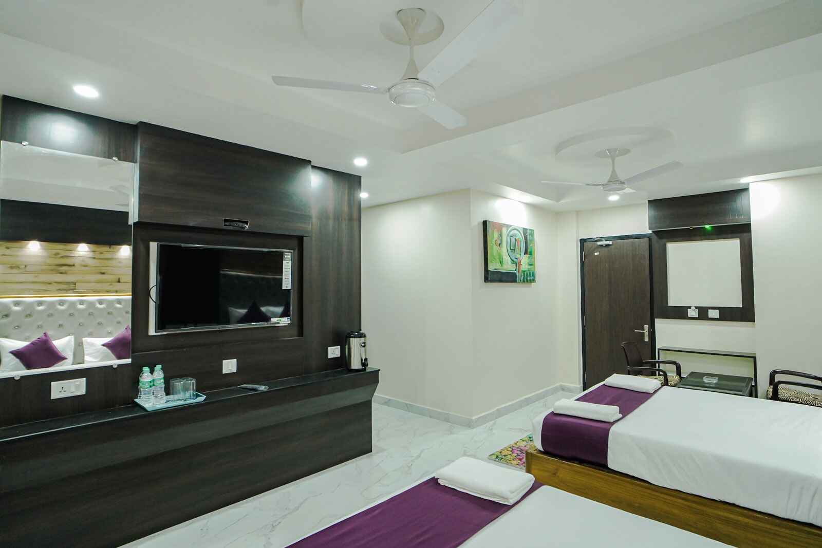family_room_img_3