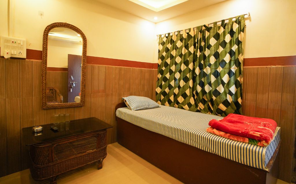 room_img_1