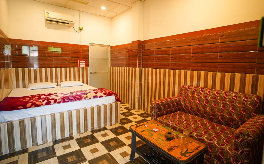 room_img_1